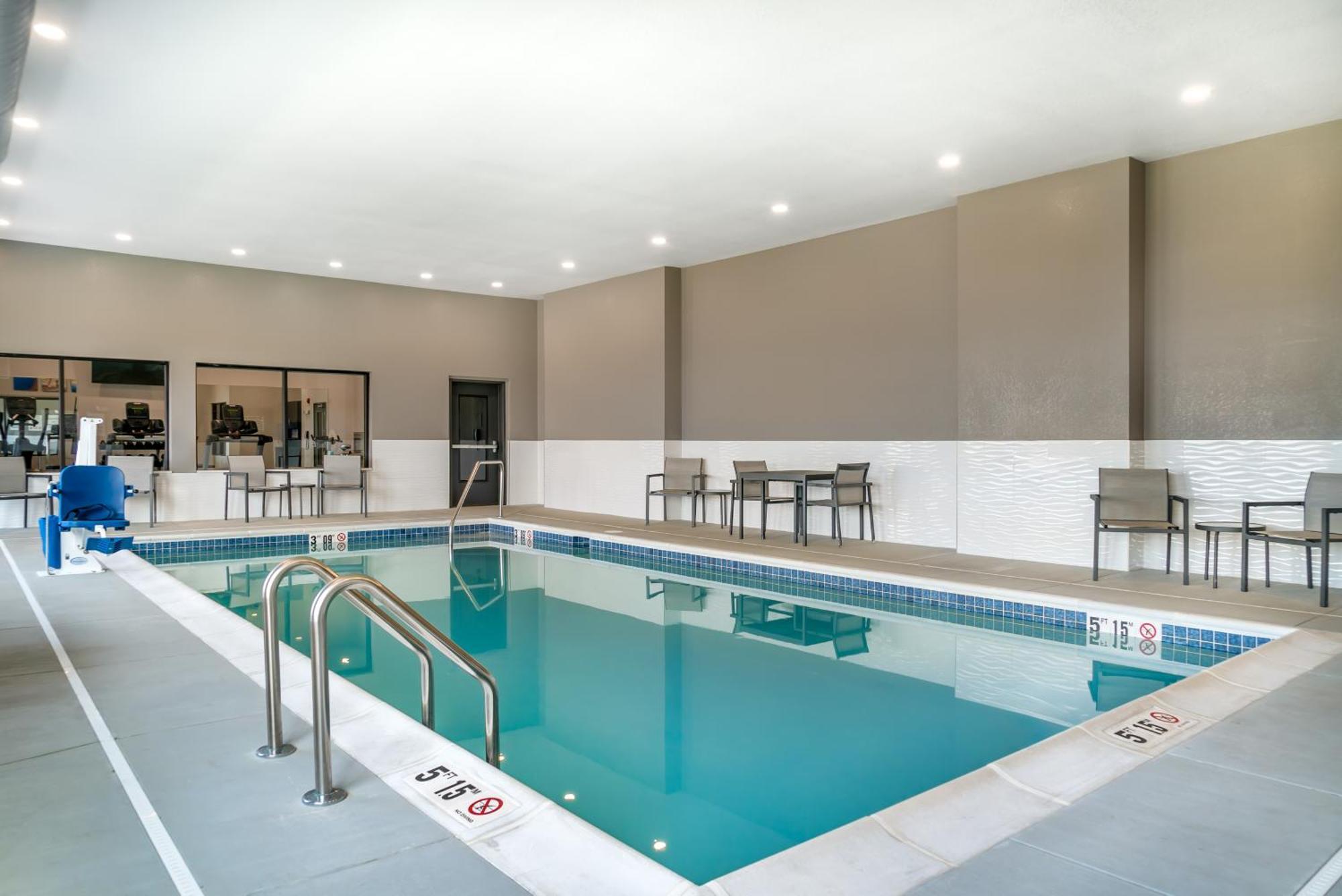 Comfort Inn & Suites Adrian 外观 照片